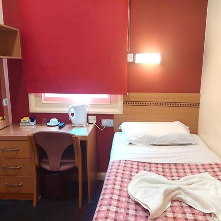 Carlton Hotel Лондон Екстер'єр фото