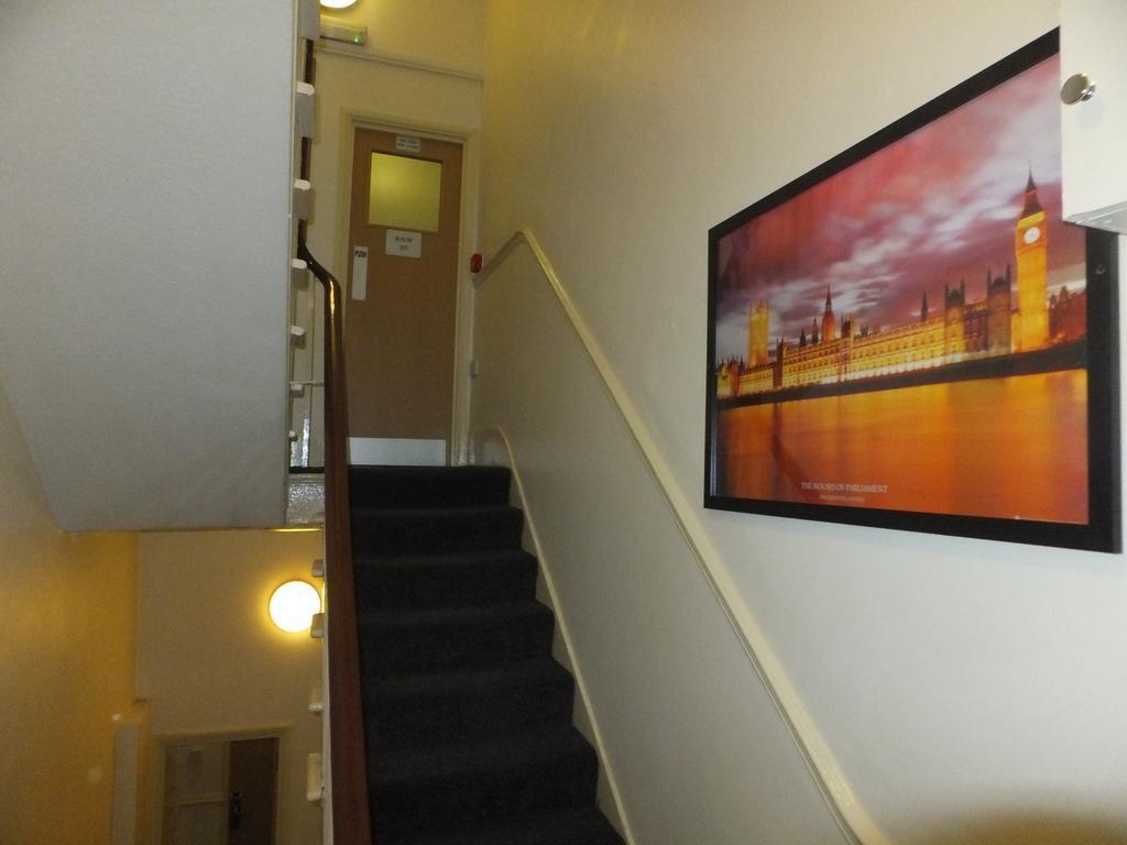 Carlton Hotel Лондон Екстер'єр фото