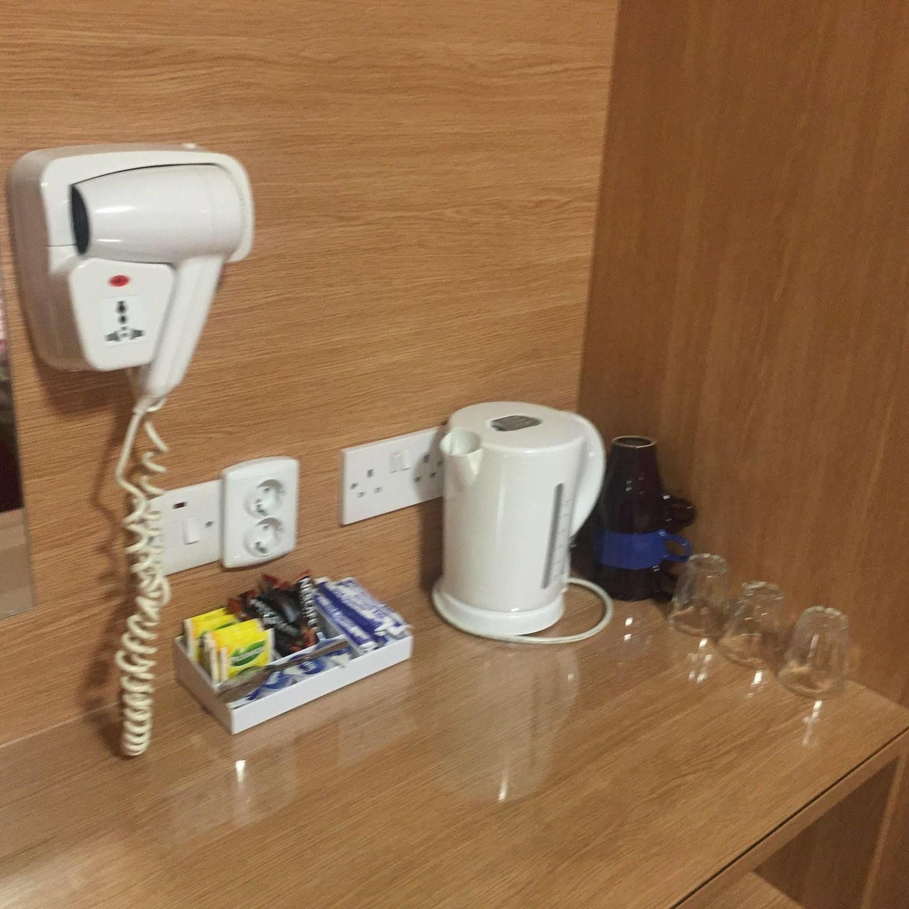 Carlton Hotel Лондон Екстер'єр фото